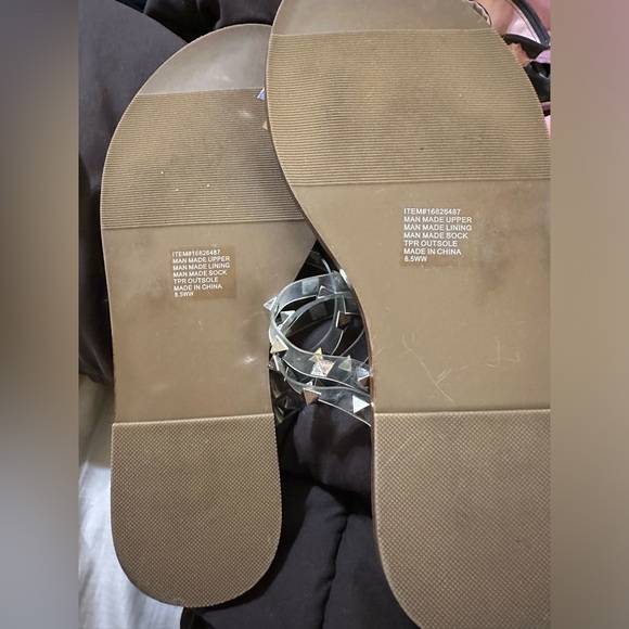 Torrid clear rock stud wide width sandals size 8 - Picture 5 of 7